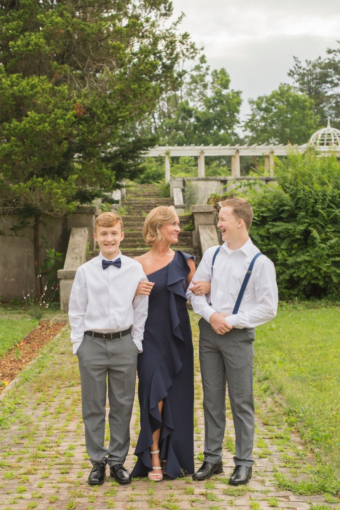 Richmond Family Photography- Elegant Family portraits at Swannanoa Palace