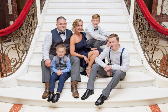 Richmond Family Photography- Elegant Family portraits at Swannanoa Palace